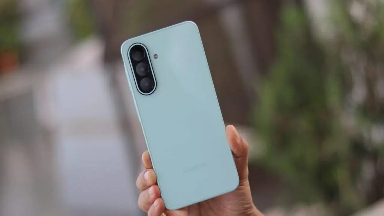 سامسونج تكشف عن جالاكسي A07s: هاتف ذكي اقتصادي بواجهة One UI 9